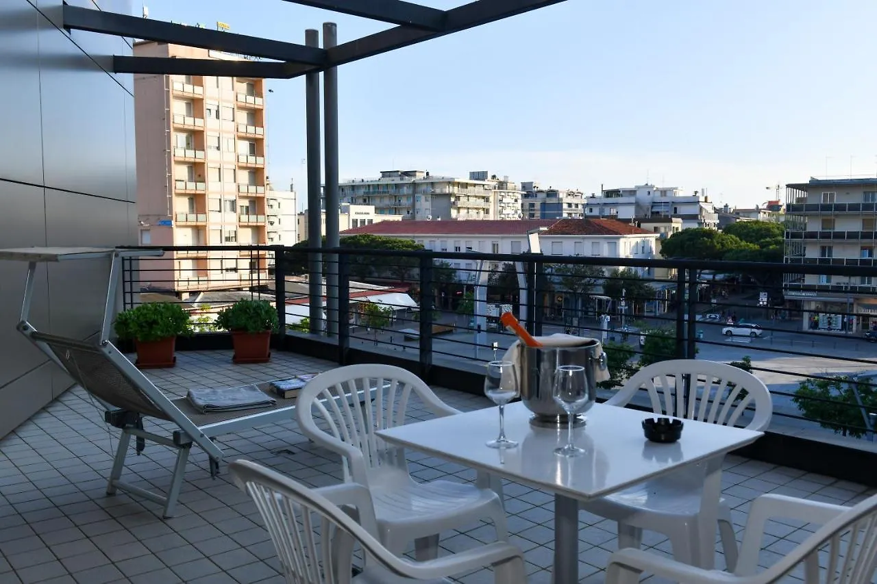 Hotel Eden Lido di Jesolo 4*,  Italy