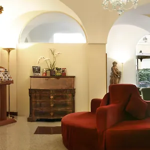 *** Hotel Santa Chiara Italy